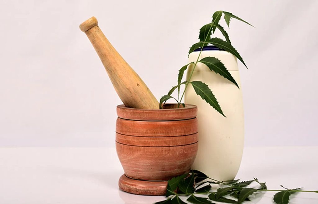 4 فایده فوق‌العاده روغن چریش برای سلامت و تقویت مو