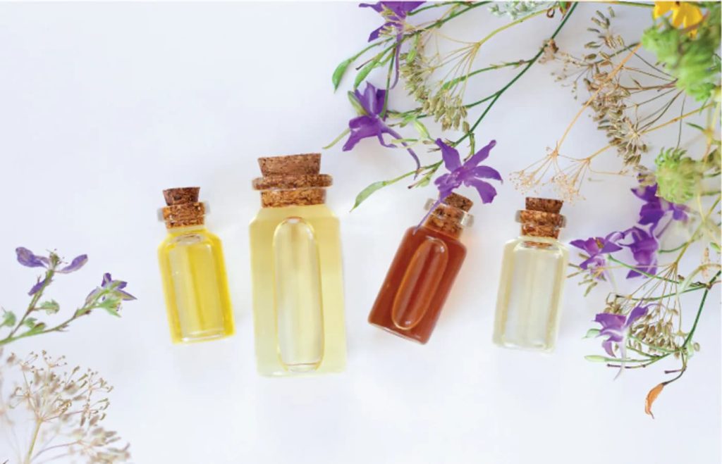 فواید روغن مالی شبانه مو با روغن نارگیل و راهکارهای درمان ریزش مو
